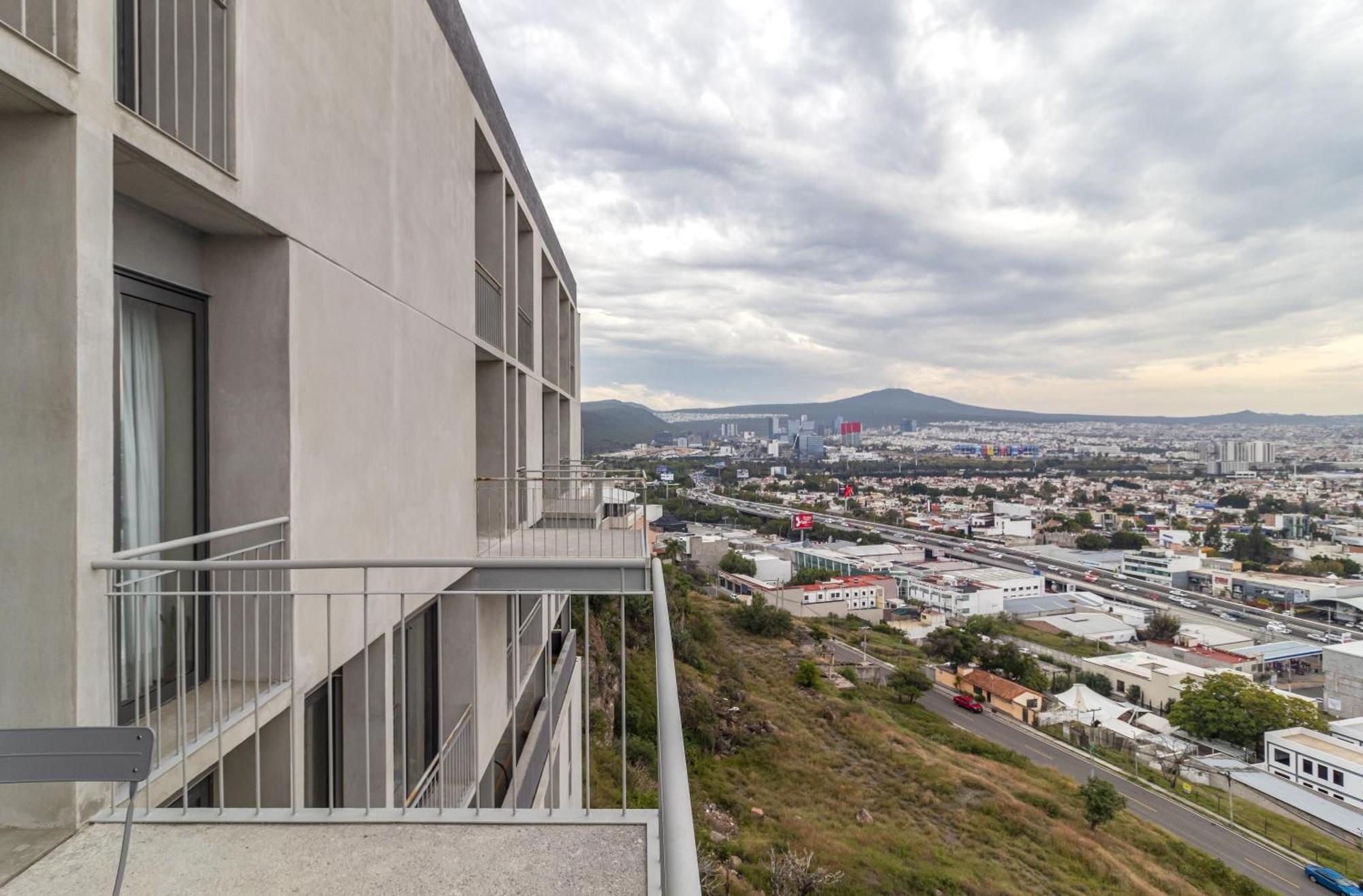 Departamentos Y Suites Indigo Querétaro Kültér fotó