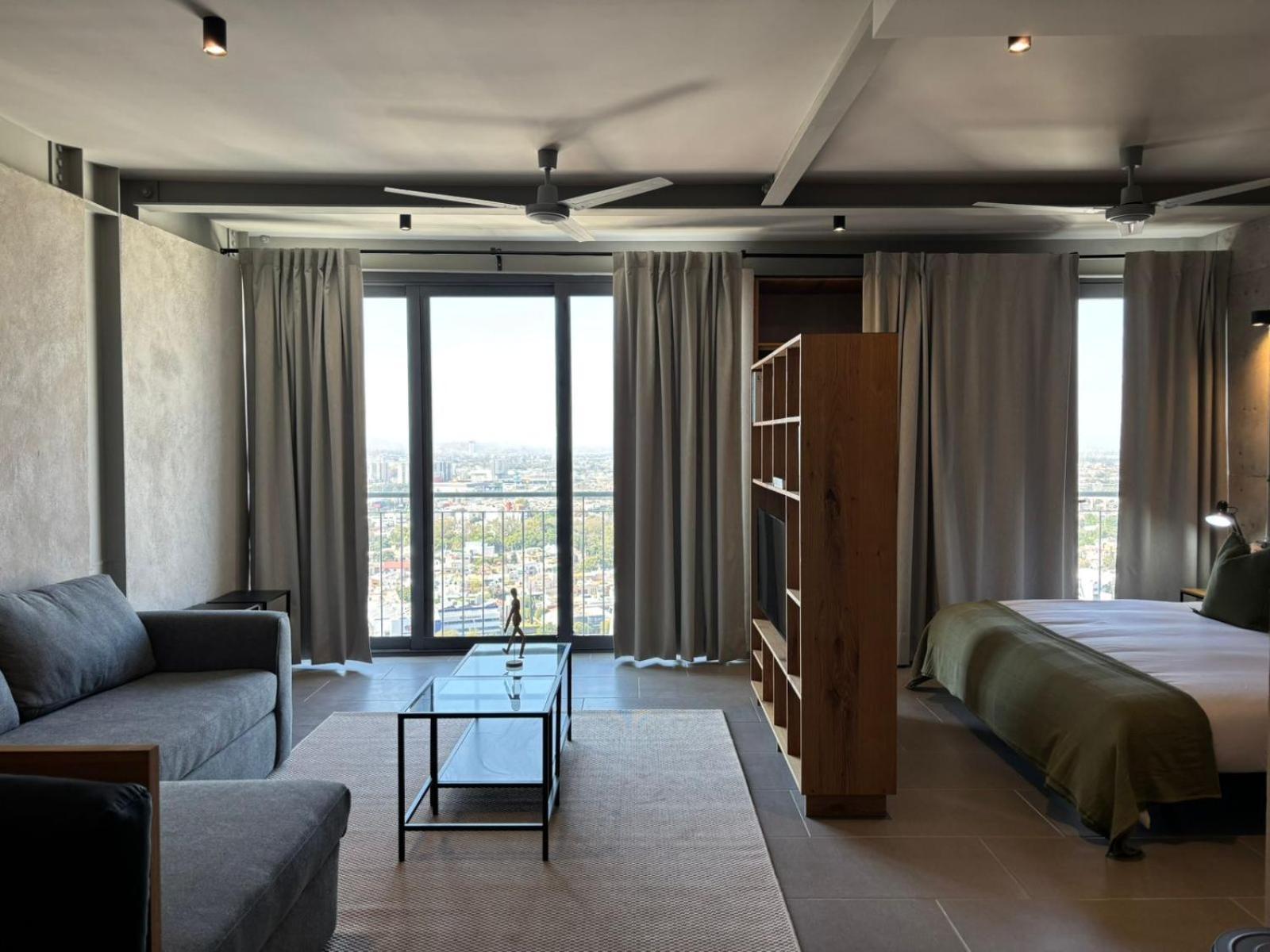 Departamentos Y Suites Indigo Querétaro Kültér fotó