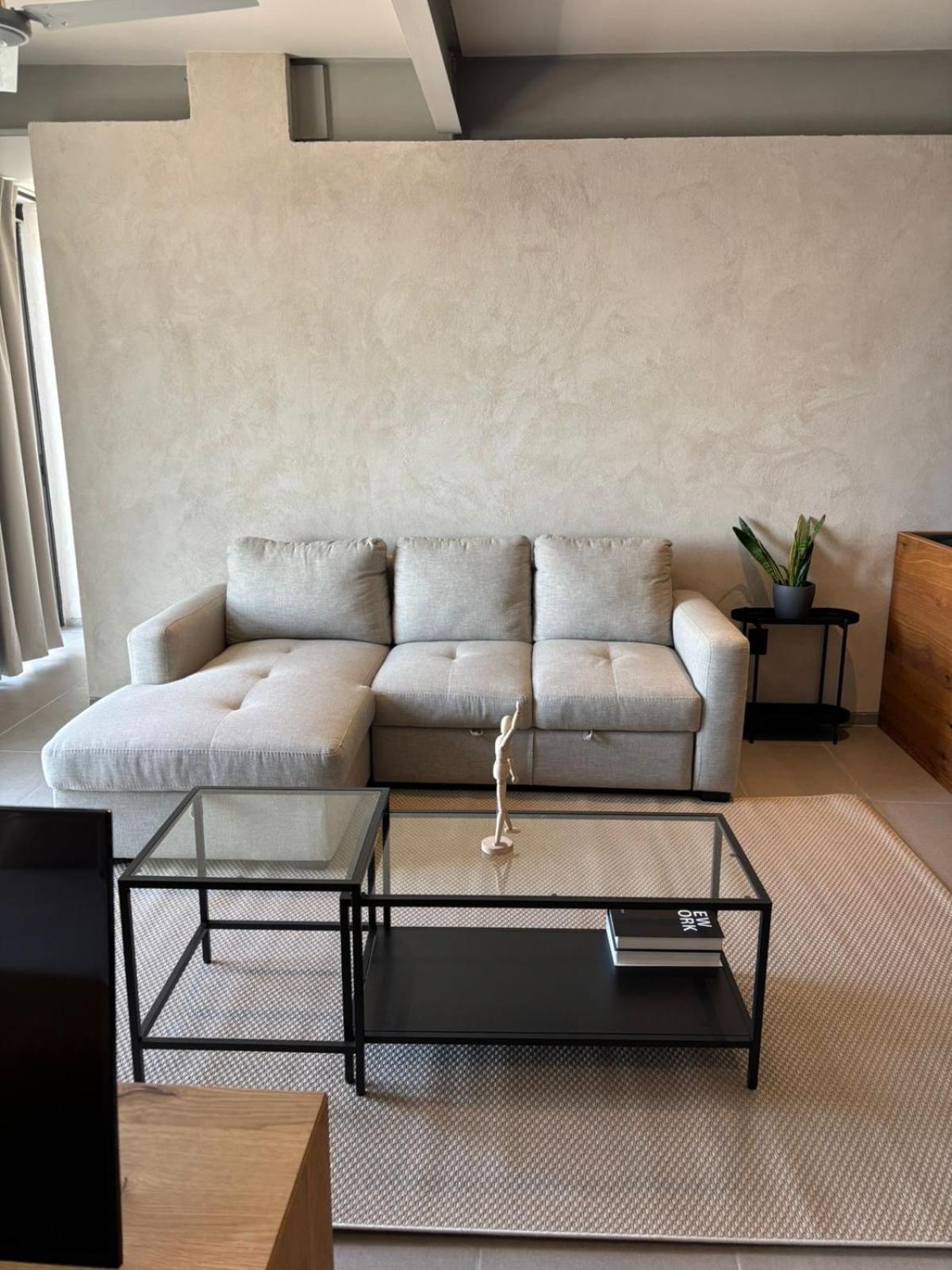 Departamentos Y Suites Indigo Querétaro Kültér fotó