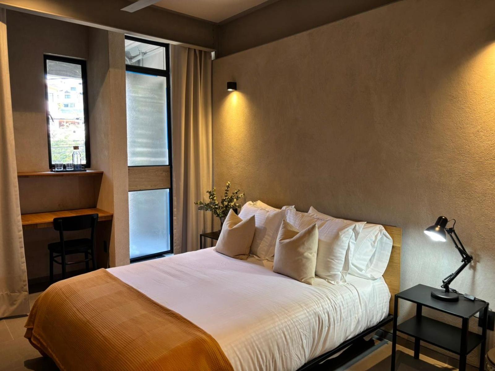 Departamentos Y Suites Indigo Querétaro Kültér fotó